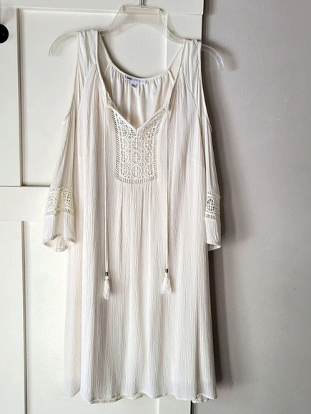DR2 White Lace Mini Dress Size Large Like New